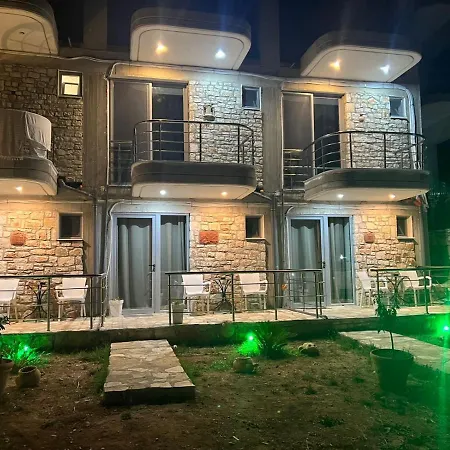 Noah's Hotel 3*